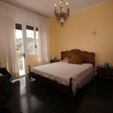 Casa Belvedere Diano Castello Eksteriør billede